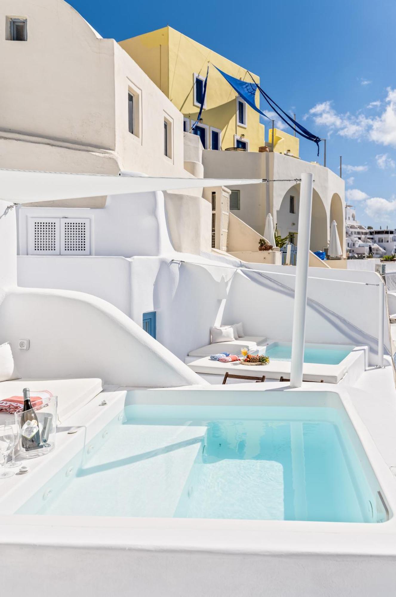 Aristos Life Luxury Cave Villas Oia  Exterior photo